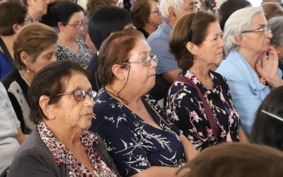 ¿Cómo actuar ante signos y síntomas sugerentes de covid-19 en personas mayores?