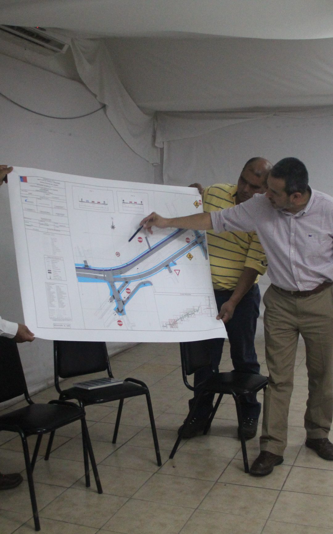 Locatarios de la Vega fueron informados del proyecto de nueva avenida Costanera