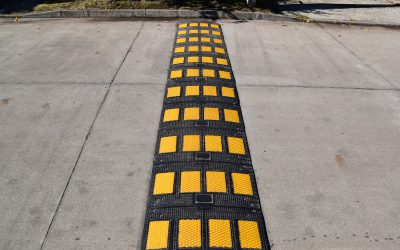 Comienza instalación de nuevos reductores de velocidad en la ciudad