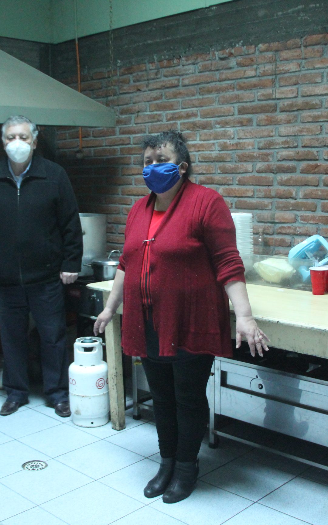 Alcalde visitó la olla común de Parroquia Santiago Apostol