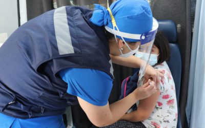 Vacunatorio móvil en Villa Todos Los Santos inoculó a casi 150 personas este miércoles