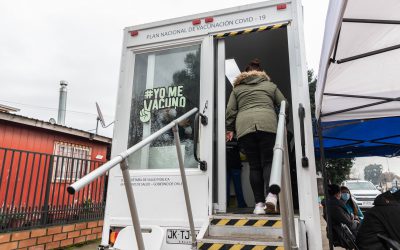 Vacunatorio móvil en Paillihue inoculó a casi 700 personas