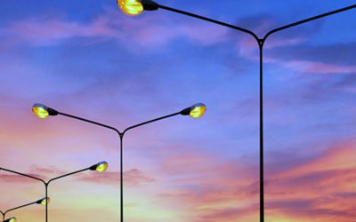 Municipio comenzará recambio de antiguas luminarias en parques, plazas y áreas verdes