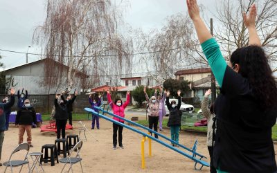 Con actividad física al aire libre adultos mayores celebraron el Mes del Corazón