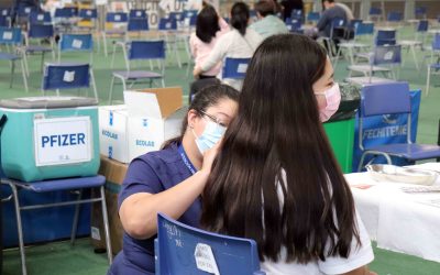 Comunidad agradece vacunación Covid-19 y toma de PCR en fin de semana