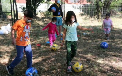 Taller de fútbol de verano motiva a niñas y niños del CESFAM Nororiente
