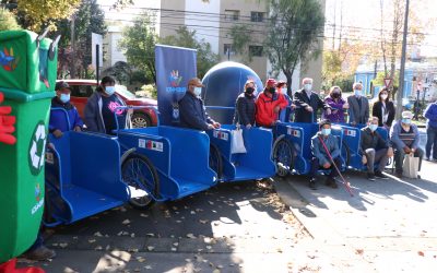 Municipalidad hace entrega de triciclos recicladores a vecinos de la comuna