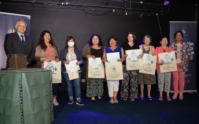 Vecinos de Los Ángeles se certifican medioambientalmente