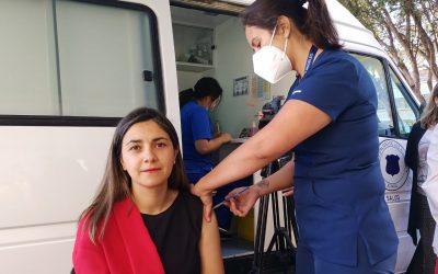 Llaman a trabajadores de la educación a aplicarse vacuna bivalente contra el Covid-19