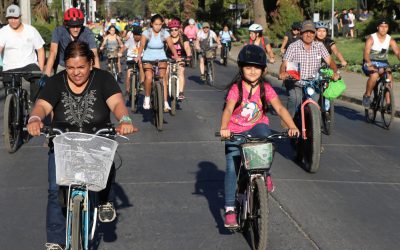 Exitosa resultó la primera cicletada ecológica familiar este sábado en Los Ángeles
