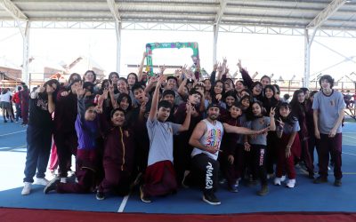 CESFAM Entre Ríos llevó zumba fitness a escolares en Día Mundial de la Actividad Física