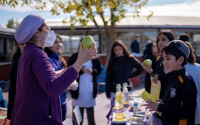 CESFAM Dos de Septiembre difunde importancia de colaciones saludables