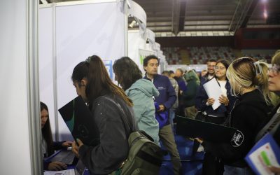 Exitosa nueva feria Laboral en el Polideportivo