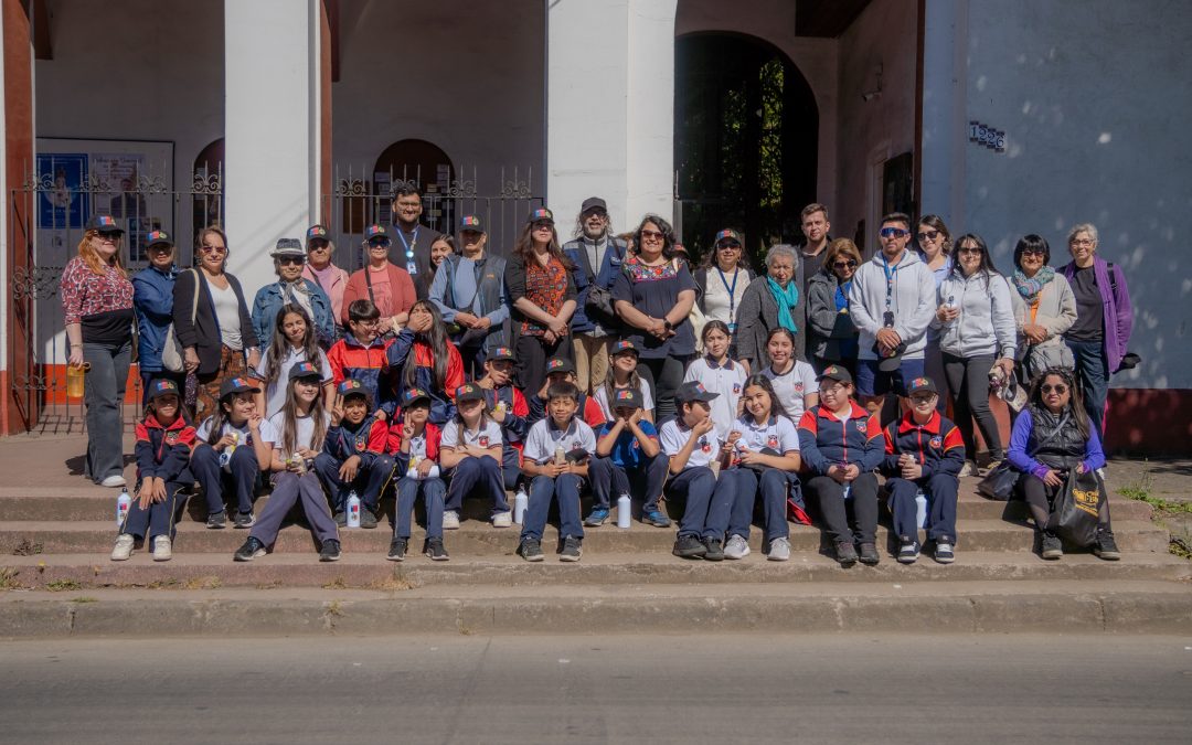 Caminata patrimonial saludable convocó a usuarios del CESFAM Nororiente
