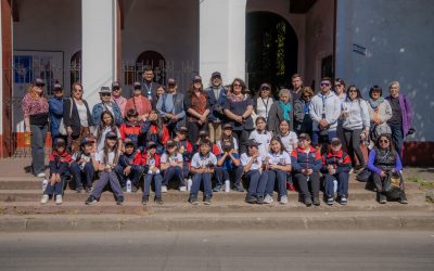 Caminata patrimonial saludable convocó a usuarios del CESFAM Nororiente