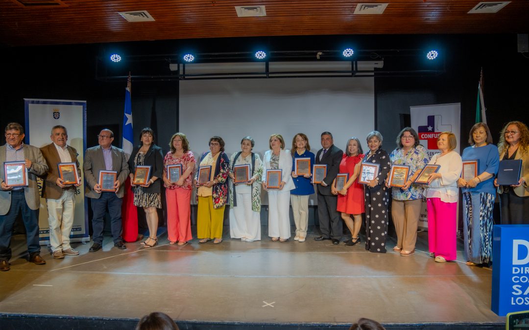 APS Los Ángeles despide a destacados funcionarios acogidos a retiro voluntario