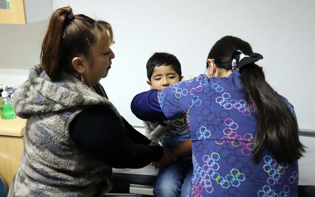 Vecinos de sectores rurales acceden a vacunación antiinfluenza