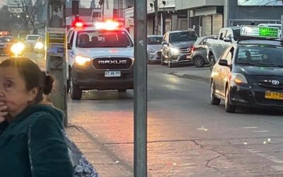 Los Ángeles refuerza seguridad con patrullajes en paraderos de locomoción colectiva.